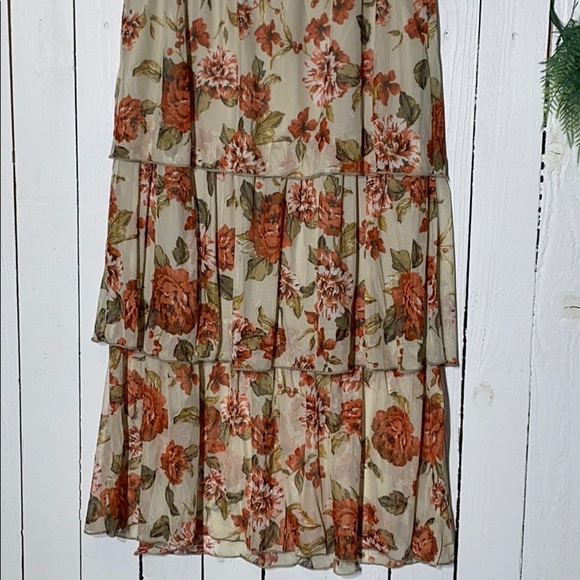 Petite Floral Tiered Mesh Maxi Skirt - Picture 6 of 8